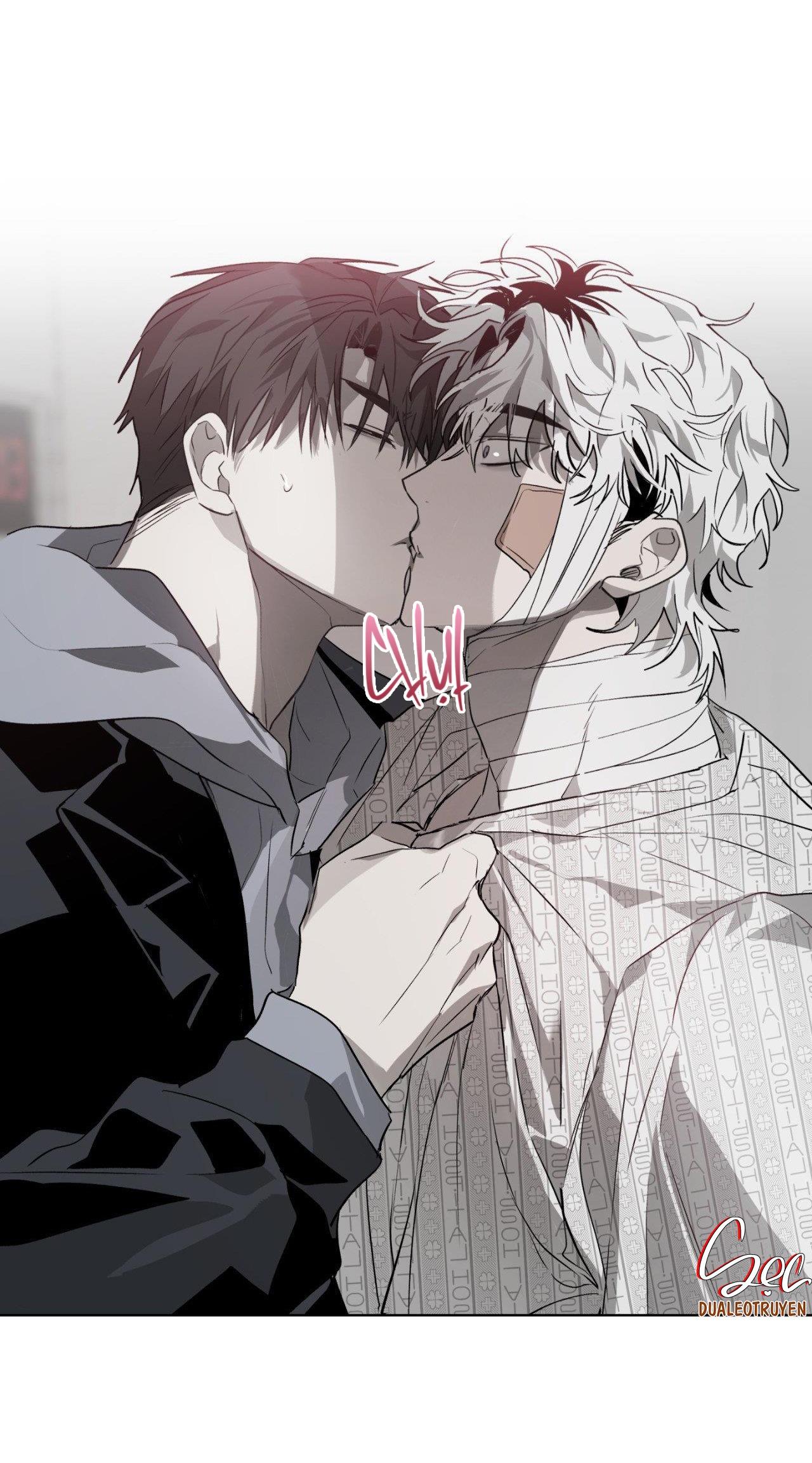 Đọc truyện Hold Over You - Chapter 11
